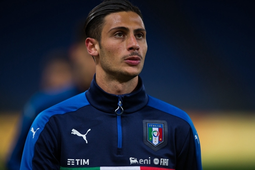 赛场不仅是 赛场不仅是