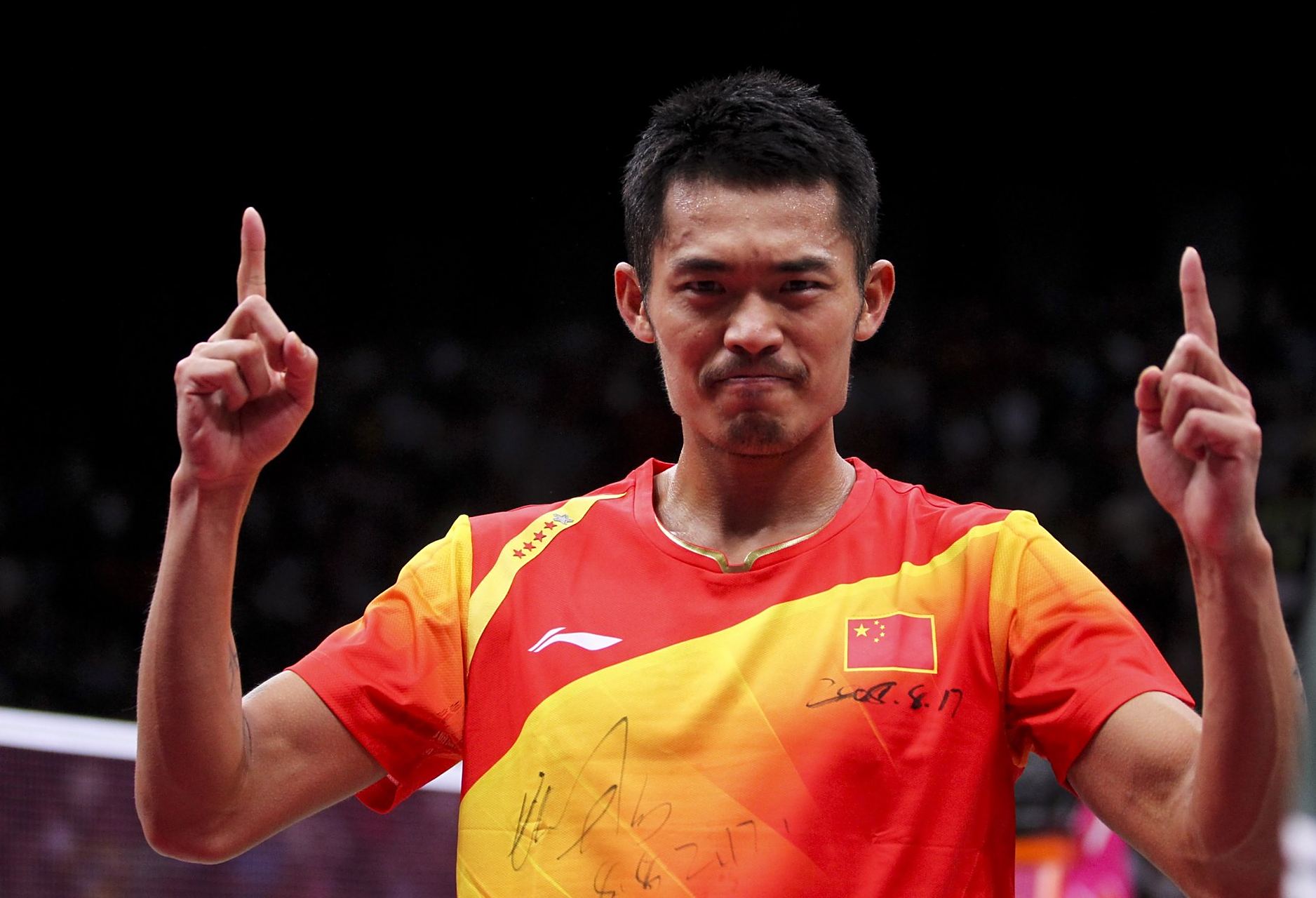 显得缺乏诚 显得缺乏诚