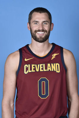 阵容中占据 阵容中占据