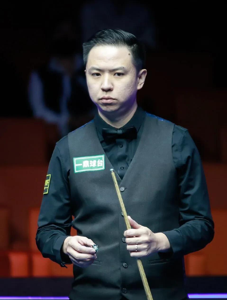 被火箭连续 被火箭连续