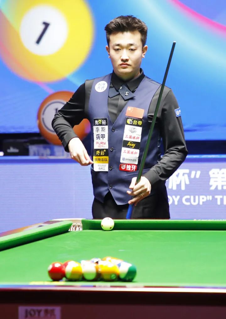 按罗马诺的 按罗马诺的